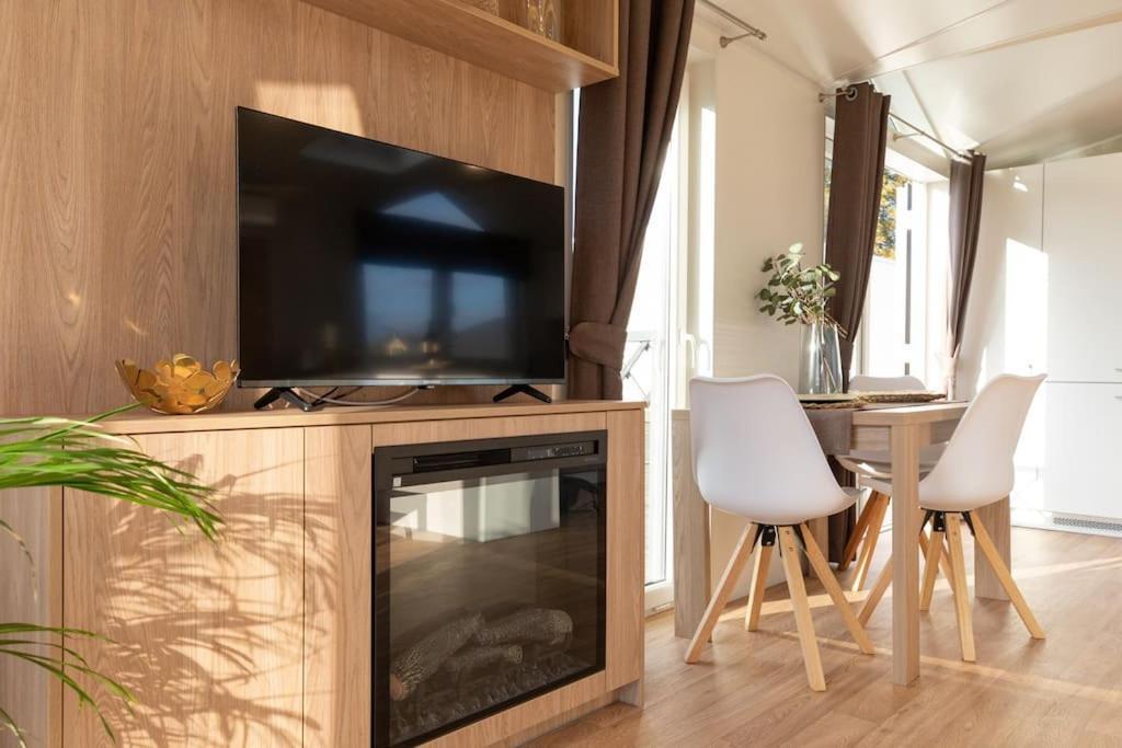 Gemuetliches, Voll Ausgestattes Tiny House Apartment Vilseck ภายนอก รูปภาพ