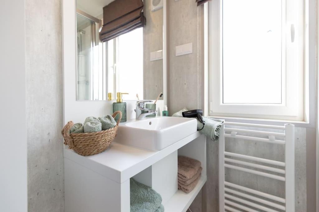 Gemuetliches, Voll Ausgestattes Tiny House Apartment Vilseck ภายนอก รูปภาพ
